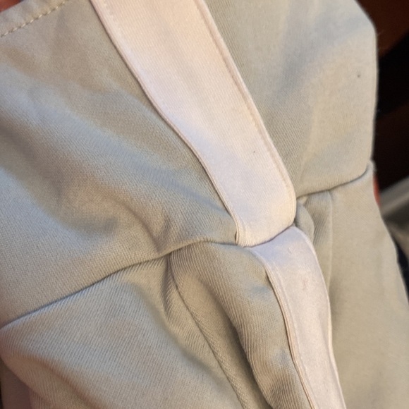 Lucy Gray and white top - Picture 11 of 11